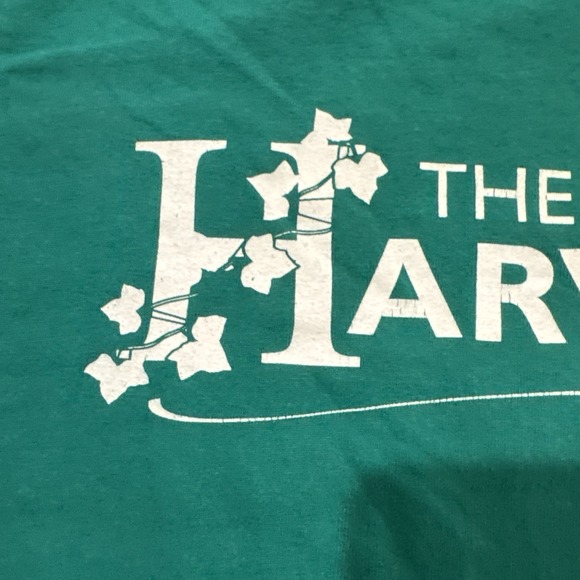 Vintage Unisex The Harvard Shop Graphic T Shirt  Sz Medium Shamrock Green HTF - Picture 8 of 9
